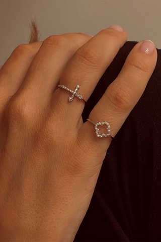 Anillo - Oro blanco y diamantes