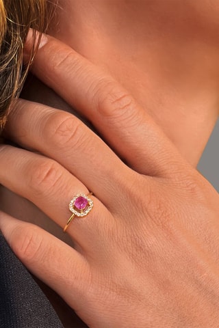 Anillo - Oro amarillo, topacios y rubí