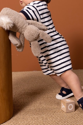 Combinaison à manches courtes. Blanc