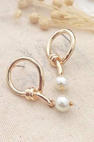 Pendientes bañados en oro amarillo