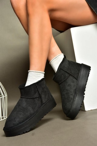 Botins forrados em nobuck - Preto