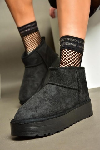 Botins forrados em nobuck - Preto