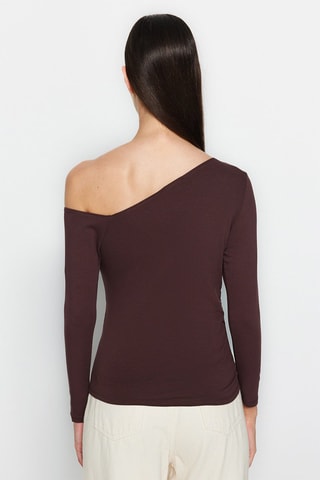 Top assimétrico - Castanho