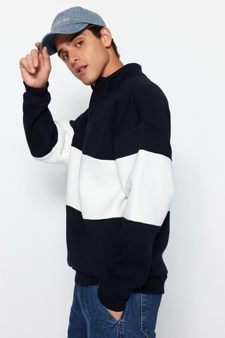 Sweat - Azul-marinho e branco