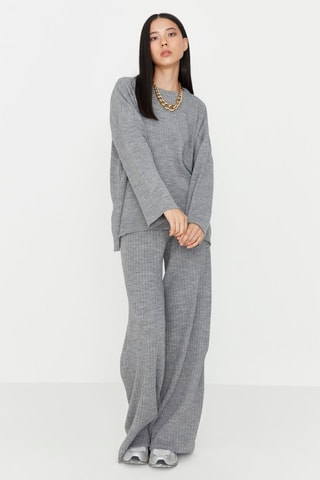 T-shirt e calças wide legs - Cinzento