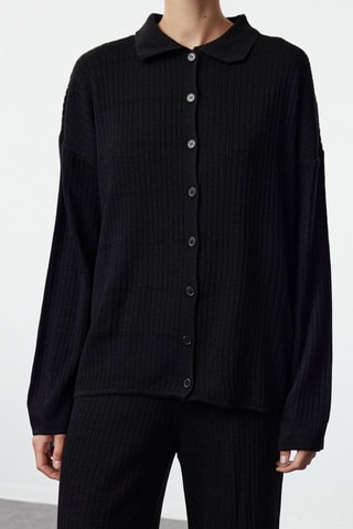 Casaco de malha e calças cintura subida - Preto