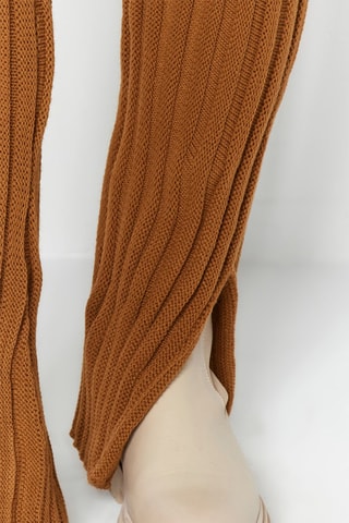 Camisola e calças - Castanho