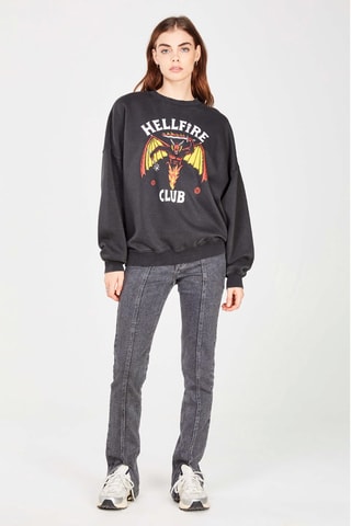 Sweater Stranger Things 
Zwart