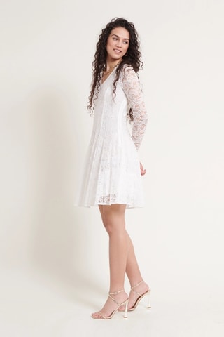 Robe patineuse en dentelle - Blanc