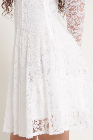 Robe patineuse en dentelle - Blanc