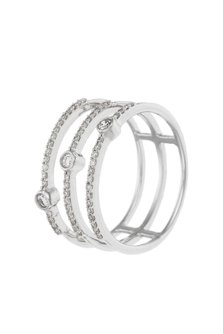 Bague - Or blanc et diamants