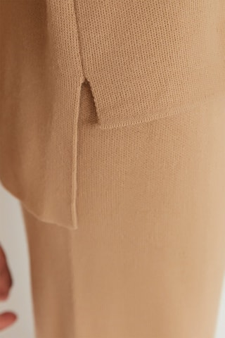 Jersey y pantalón wide leg - Camel