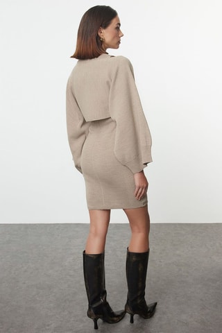 Vestido de tubo y jersey - Beige