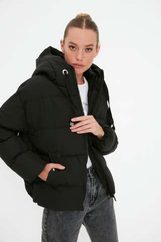 Anorak con capucha - Negro