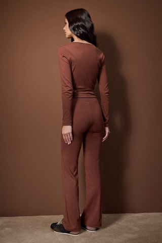 Top cruzado y pantalón - Marrón