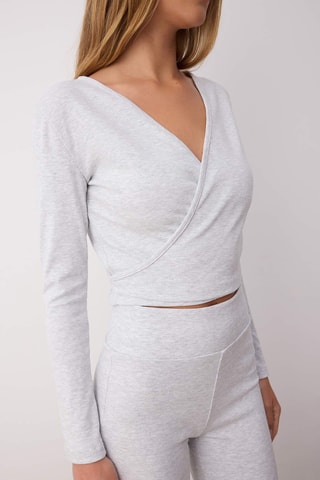 Top cruzado y pantalón - Gris claro jaspeado