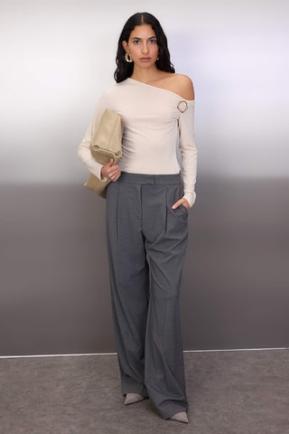 Top asimétrico - Beige