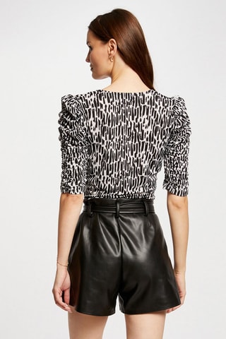 Top  - Blanc et noir