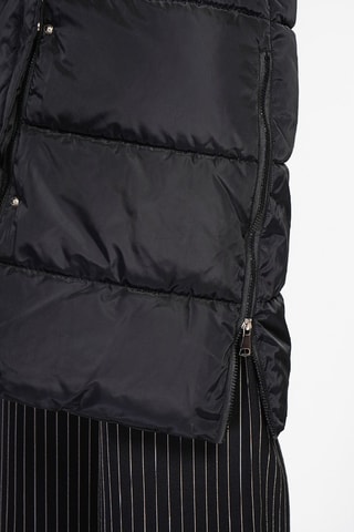 Anorak con capucha  - Negro