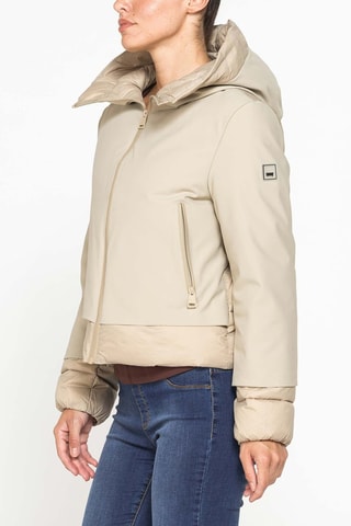 Cazadora regular fit con capucha - Beige