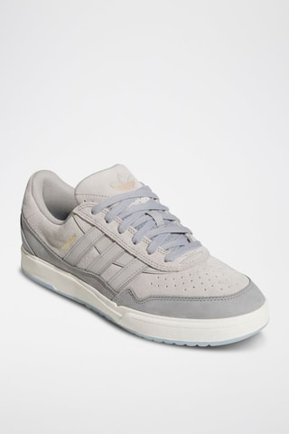 Chaussures de football en cuir Tyshawn II light onix - Ecru