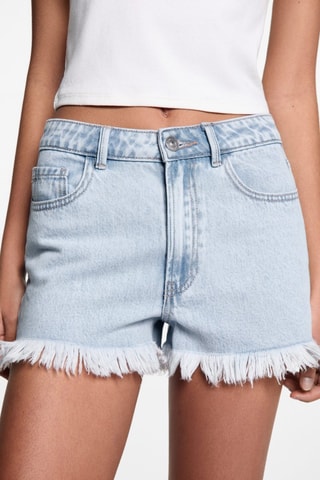 Short en jean revers effilochés - Bleu