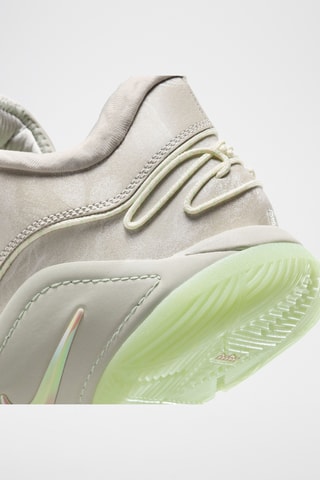 LeBron XXII - Beige et vert clair