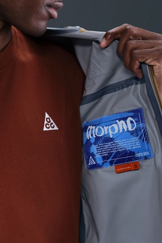 Coupe-vent à capuche Nike ACG Morpho - Beige et blanc