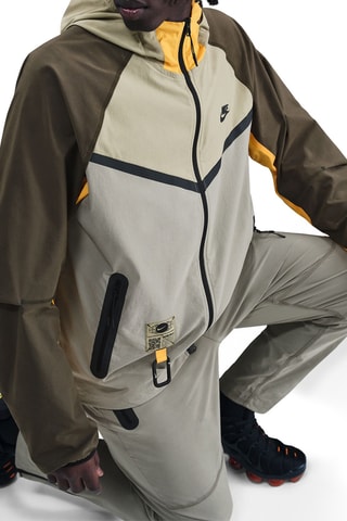 Coupe-vent à capuche - Vert olive