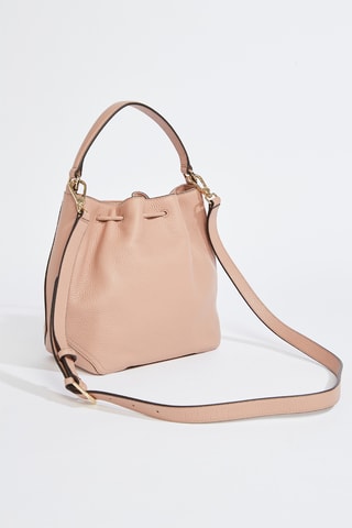 Sac seau en cuir de veau - Saumon