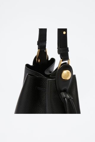 Sac seau en cuir de veau - Noir