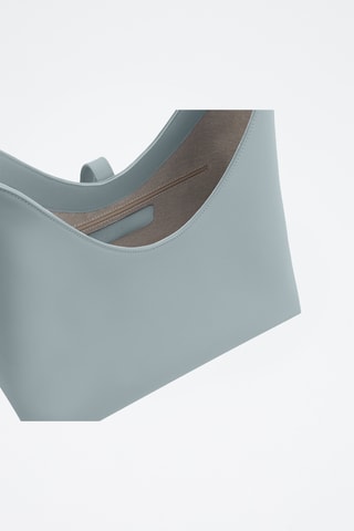 Sac porté épaule en cuir de veau - Ciel