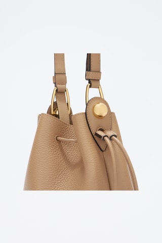 Sac seau en cuir de veau - Marron clair