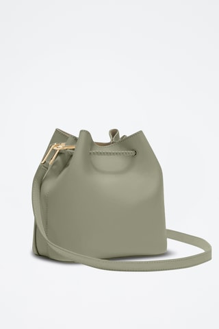 Sac seau en cuir de veau - Vert d’eau