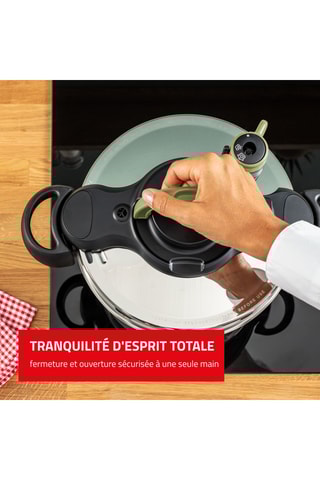 Cocotte-minute en acier inoxydable ClipsoMinut'® Easy 4 saisons - 7,5 l