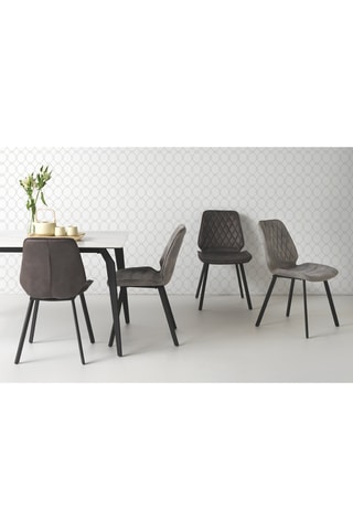 2 sillas - 48 x 84 x 57 cm