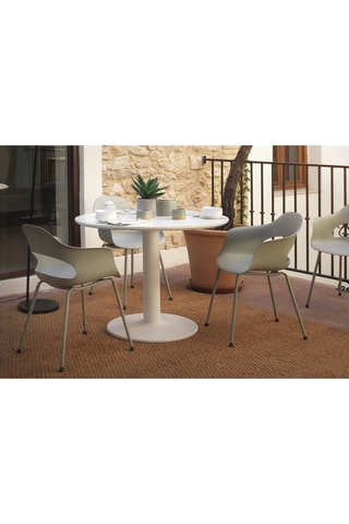 4 sillas - 55 x 81 x 53 cm