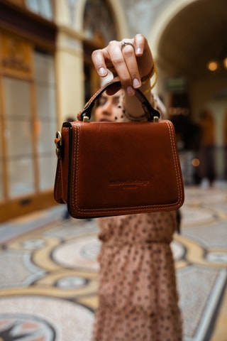 Sac à main en cuir Mini Luna - Camel