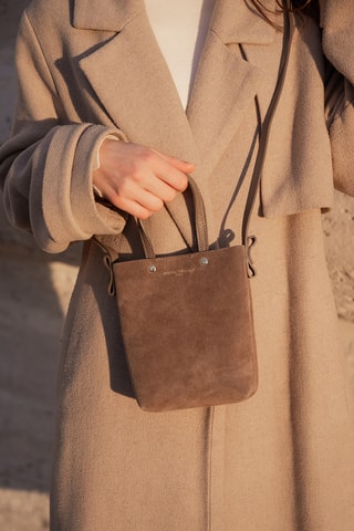 Sac à main en nubuck  - Taupe