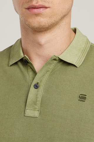 Polo slim em algodão biológico Dunda - Verde-azeitona