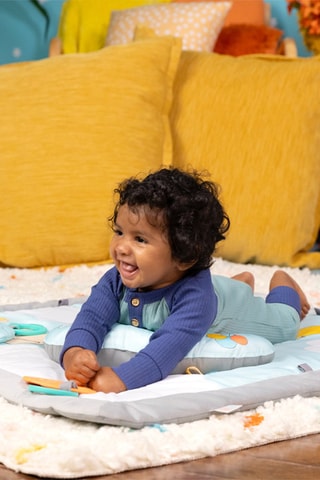 Alfombra de actividades con arco de madera Winnie the Pooh Disney - Desde recién nacido - 76 x 76 x 47 cm