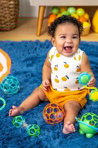 Sonajeros y juguetes de dentición Little Shakers - Desde 3 meses - 6 piezas