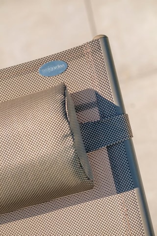 2 espreguiçadeiras empilháveis - 170 x 63 x 30 cm