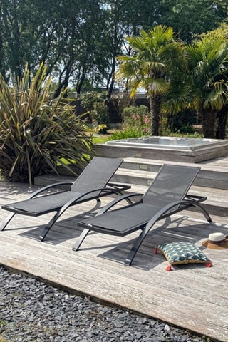 2 espreguiçadeiras empilháveis Barcelona - 195 x 74 x 32 cm
