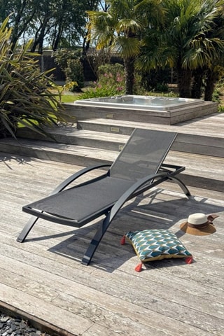 Espreguiçadeira empilhável Barcelona - 195 x 32 x 74 cm