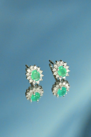 Brincos Etoile - Ouro branco, diamantes e esmeraldas