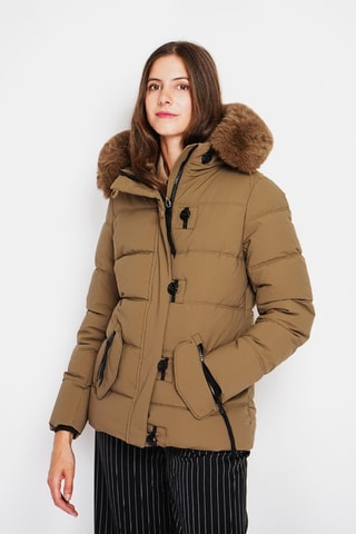 Anorak con capucha  - Marrón