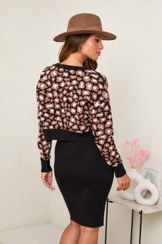 Trui en Rok  - Wit, zwart en bruin