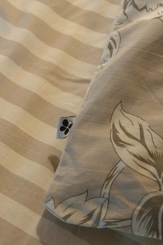 Housse de couette en coton 57 fils/cm² Nora - Beige et blanc