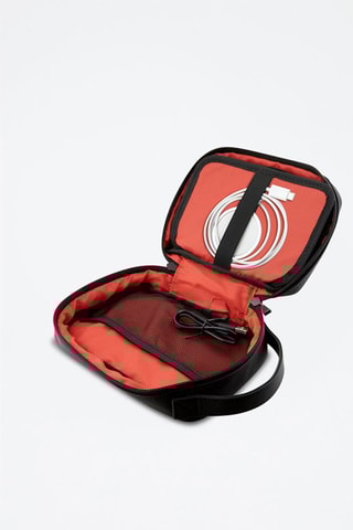 Capa de viagem Middle Stripe - Preto e vermelho